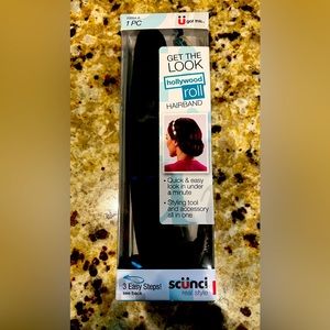 BNIB SCUNCI Hollywood Roll Hairband Styling Tool and Accessory